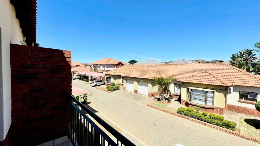 To Let 3 Bedroom Property for Rent in Waterval East North West